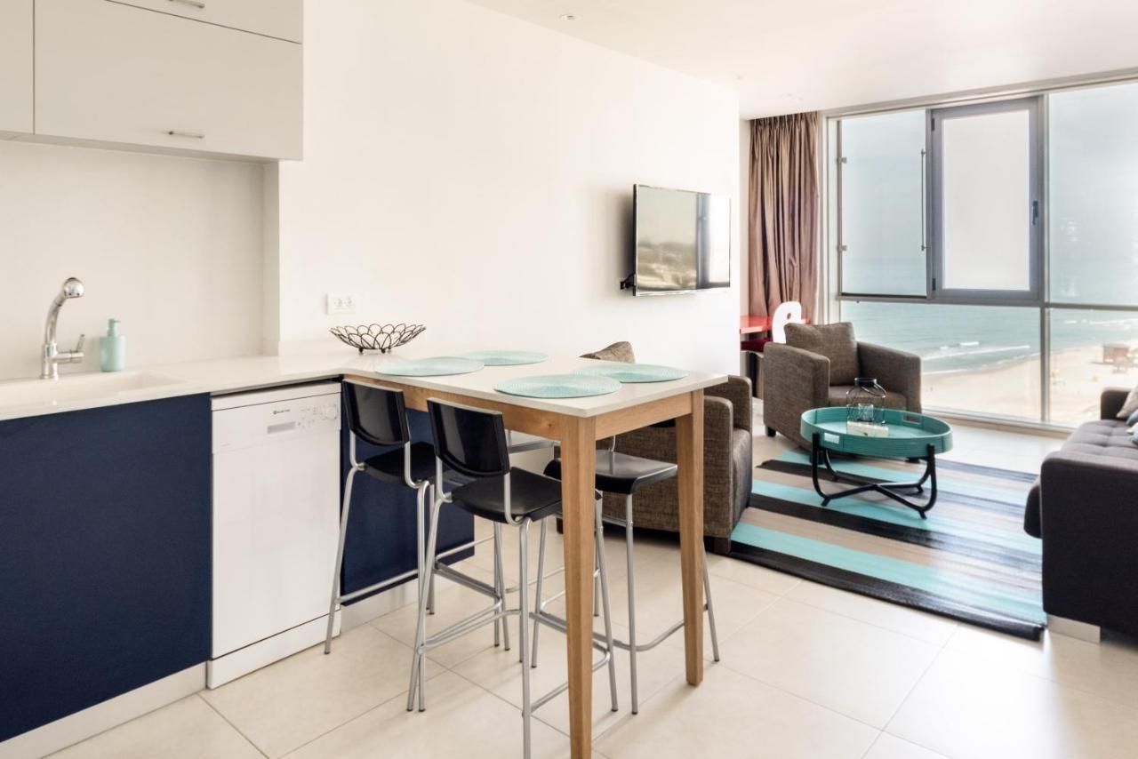 Beach Apartment- Breathtaking Views With Bomb Shelter Herzliya Luaran gambar