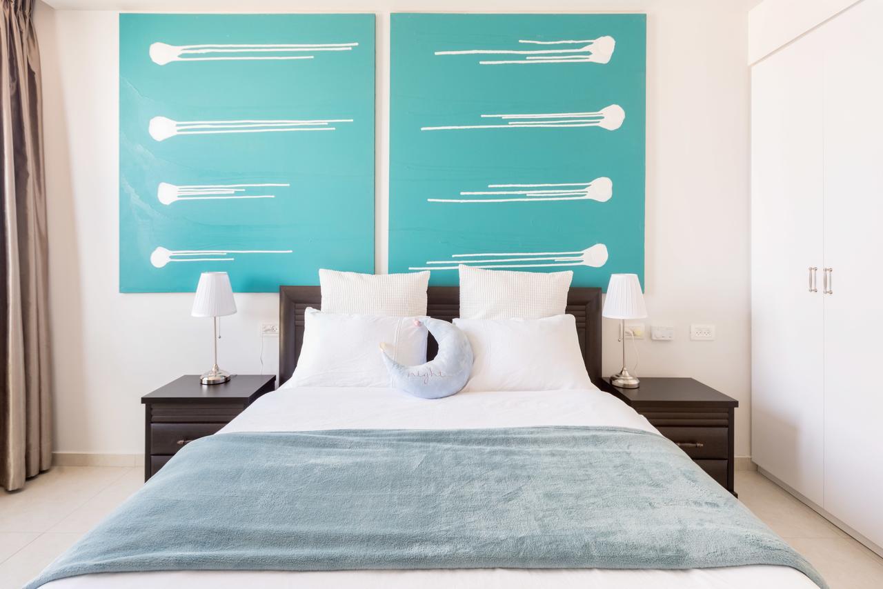 Beach Apartment- Breathtaking Views With Bomb Shelter Herzliya Luaran gambar